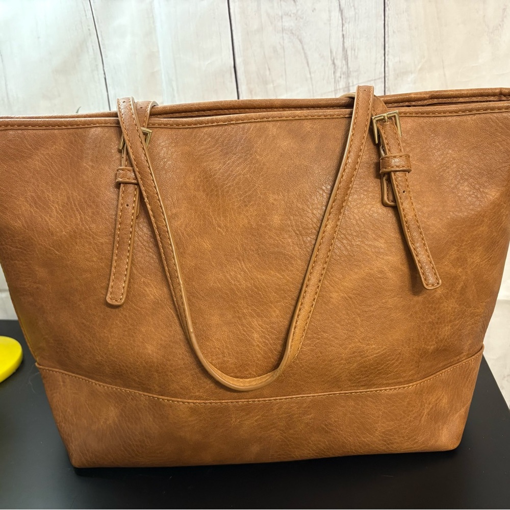 Urban Expressions Tan Tote Bag